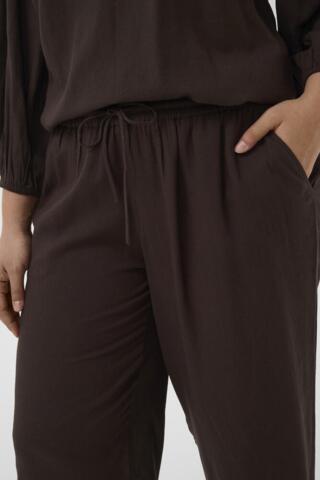Bukser - KCmille Cropped - Black Coffee - KAFFE Curve