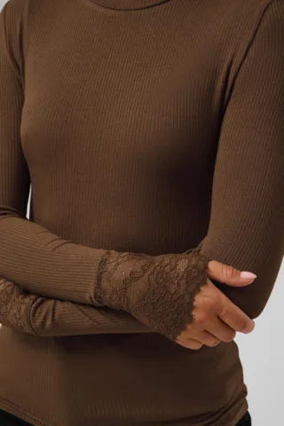 Langærmet T-shirt - KAomi - Brun - KAFFE