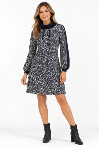 Kjole - Black leaves duAlmina - Sort - du Milde